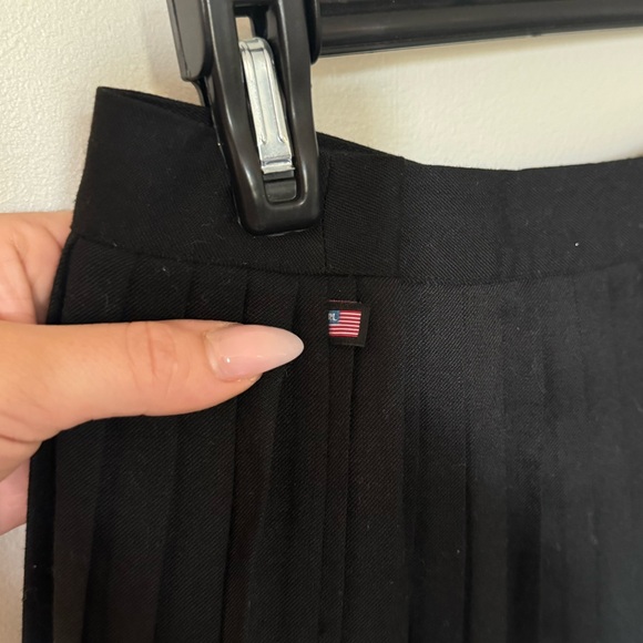 Beautiful Polo Ralph Lauren pleated skirt. - Picture 3 of 3